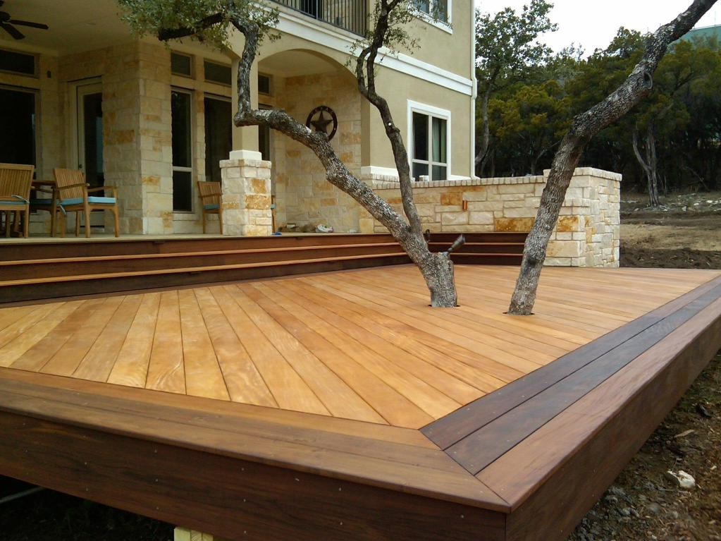Garapa Decking with steps and tree