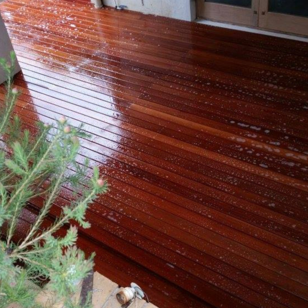 Massaranduba Decking: Explore Its Enduring Beauty and Strength